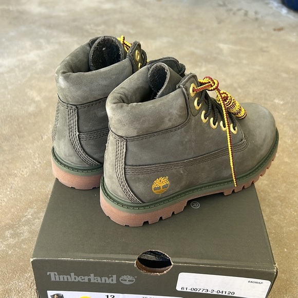 Toddler Timberland Premium 6IN Waterproof Boot - Picture 8 of 10